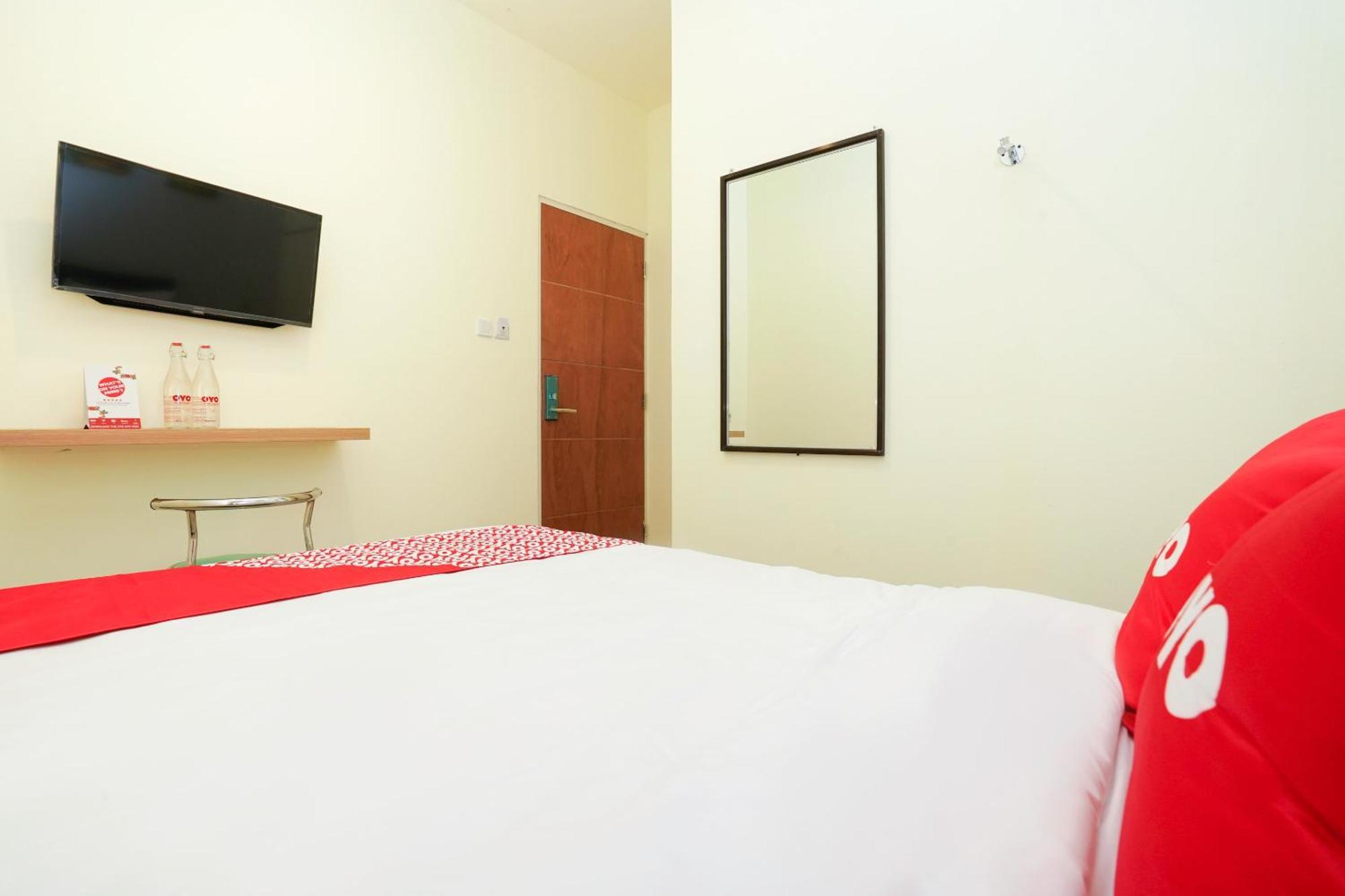 Hotel Super Oyo Flagship 3688 Pot Art Surabaja Zewnętrze zdjęcie