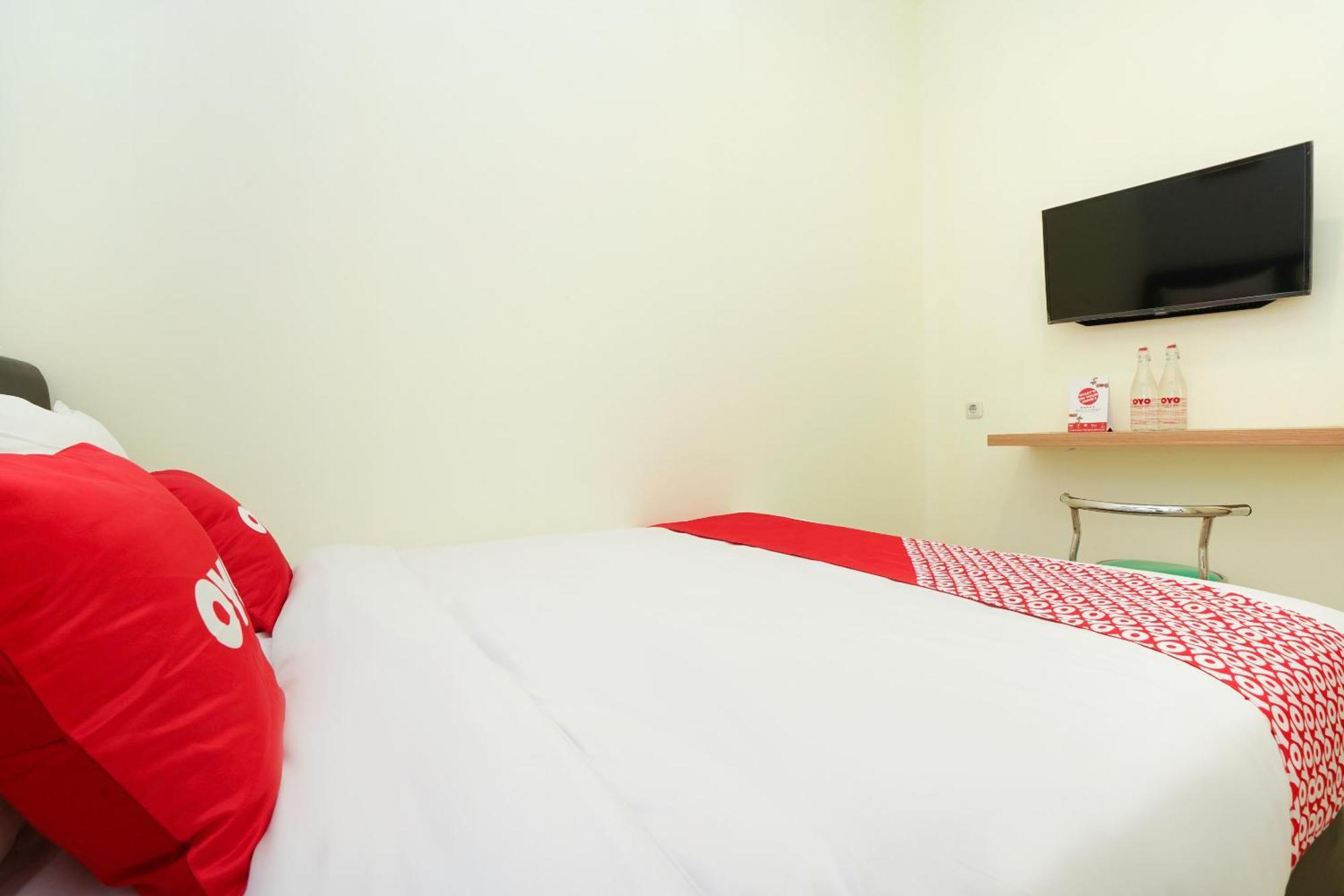 Hotel Super Oyo Flagship 3688 Pot Art Surabaja Zewnętrze zdjęcie