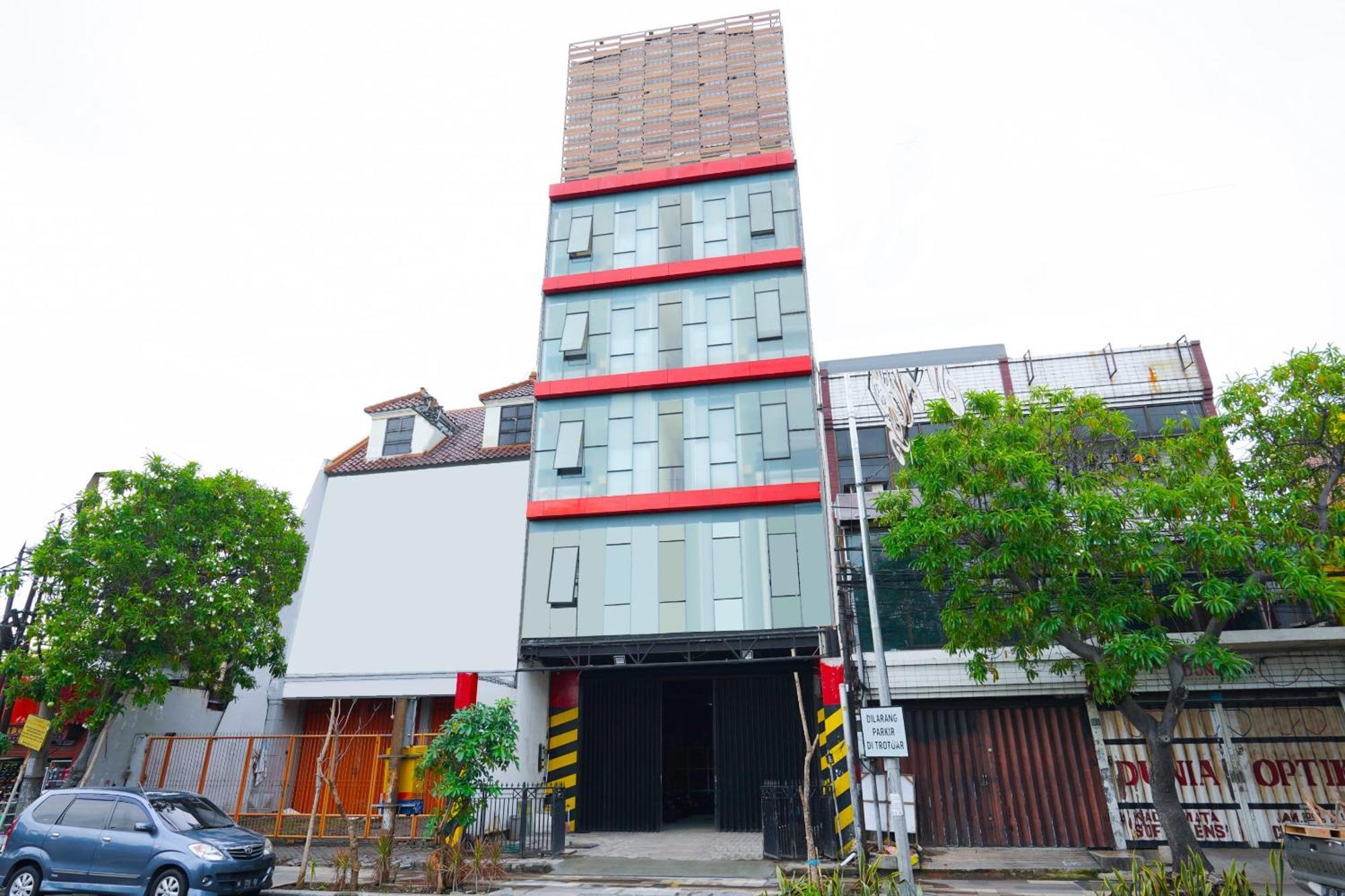 Hotel Super Oyo Flagship 3688 Pot Art Surabaja Zewnętrze zdjęcie